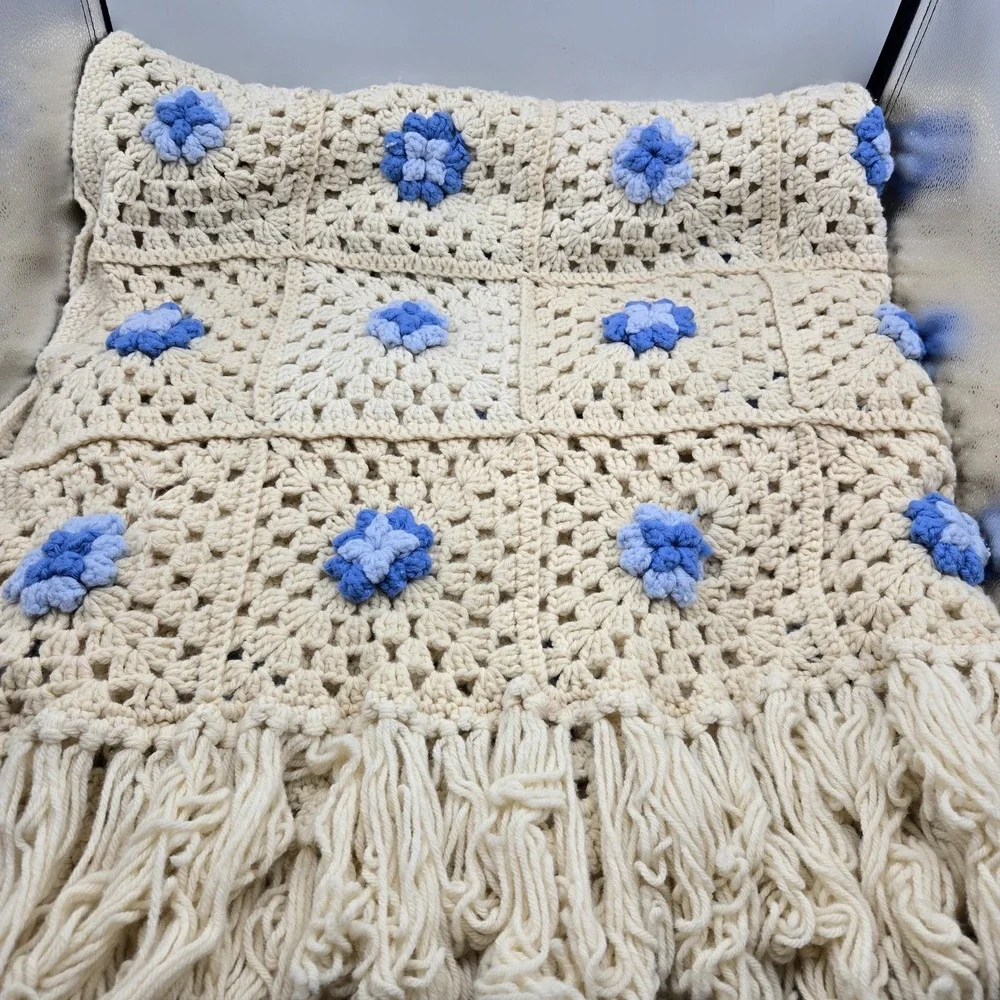 Vtg‎ Handmade Crochet Throw 3D Flower Granny Square Blanket 82x47